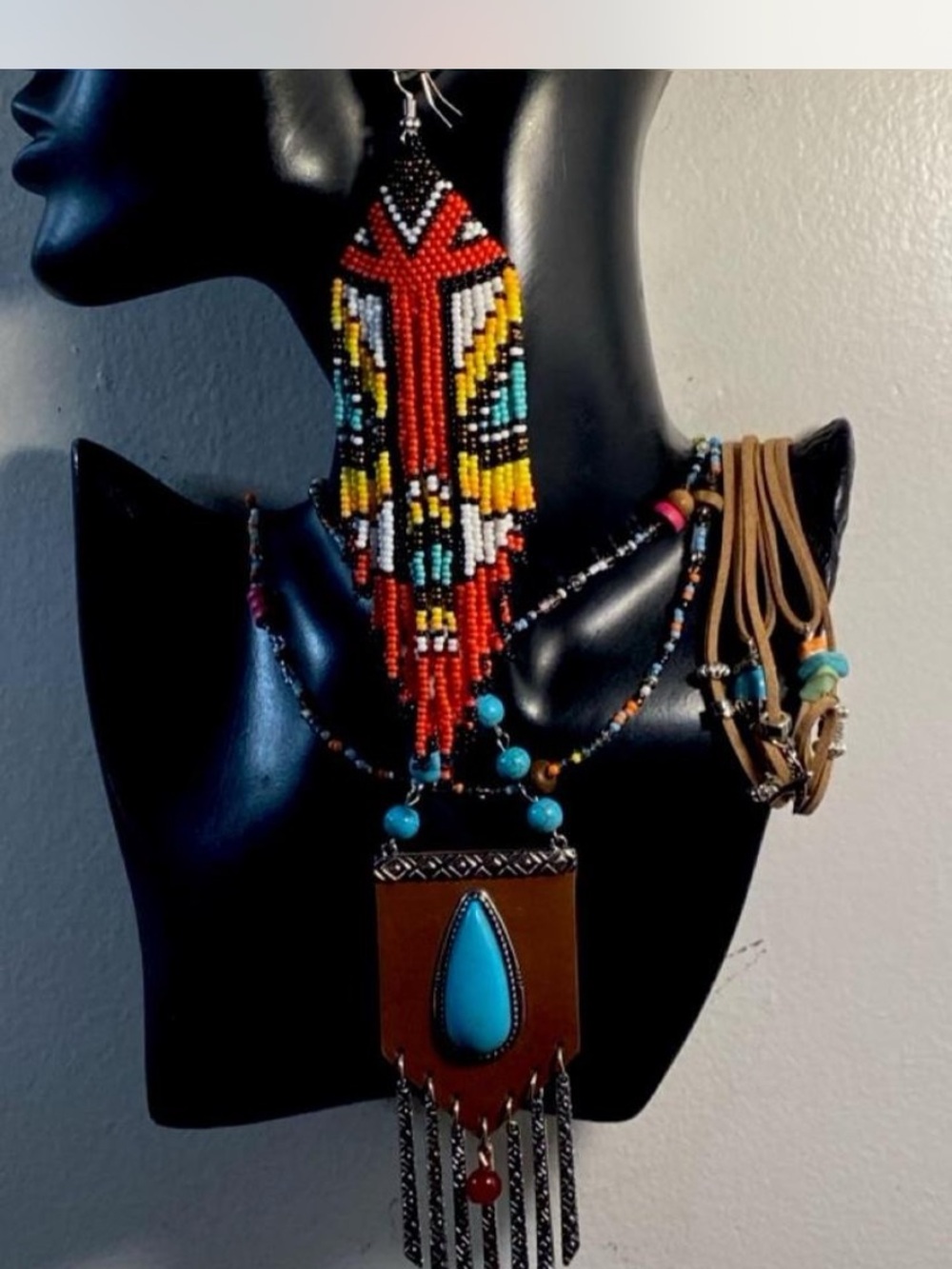 Southwestern *** Seed beaded ^^^ Necklace / Earrings / Bracelet ***